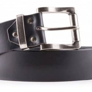 Elegant, single-layer black leather belt