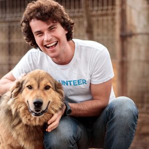 Students save dogs! How does the student movement help abandon animals